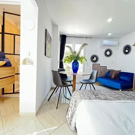 Belle Epoque Saint-raphael ベッド・アンド・ブレックファスト