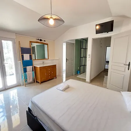 ベッド・アンド・ブレックファスト Belle Epoque Saint-raphael