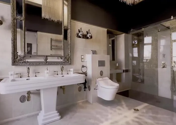 Belle Epoque Saint-raphael Bed and breakfast