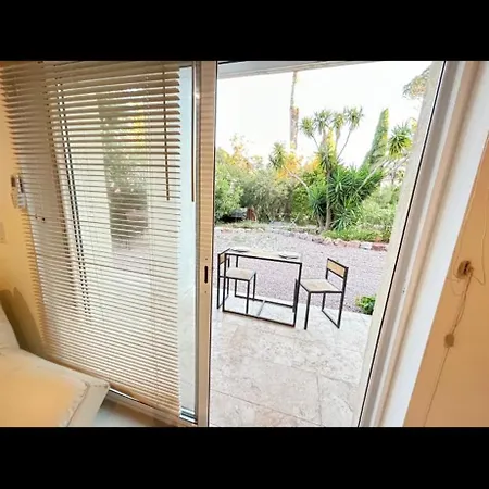 Belle Epoque Saint-raphael Bed & Breakfast