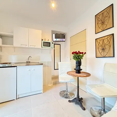 Bed & Breakfast Belle Epoque Saint-raphael *