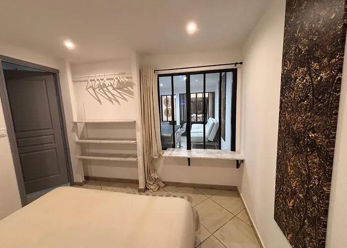 B&B Belle Epoque Saint-raphael 3*